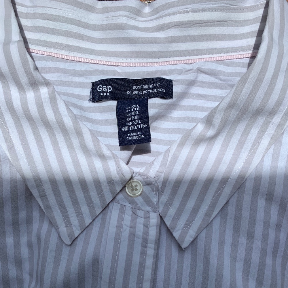 GAP boyfriend button-up